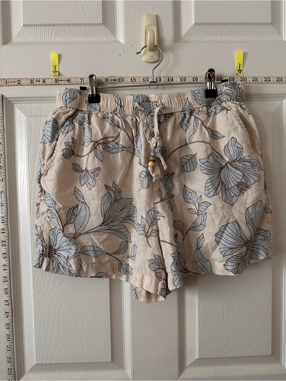 Cynthia Rowley Beige Shorts with Blue Floral Print